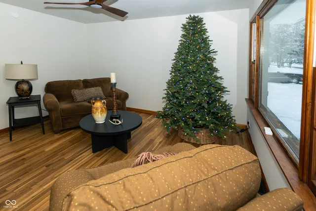 $249,900 | 1945 Danbury Drive, Indianapolis, IN 46231