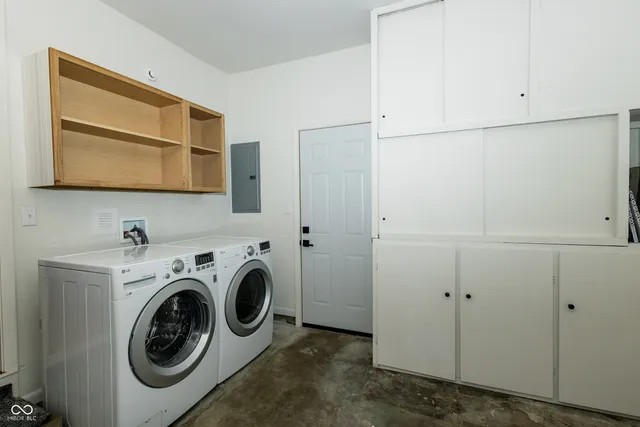 $249,900 | 1945 Danbury Drive, Indianapolis, IN 46231