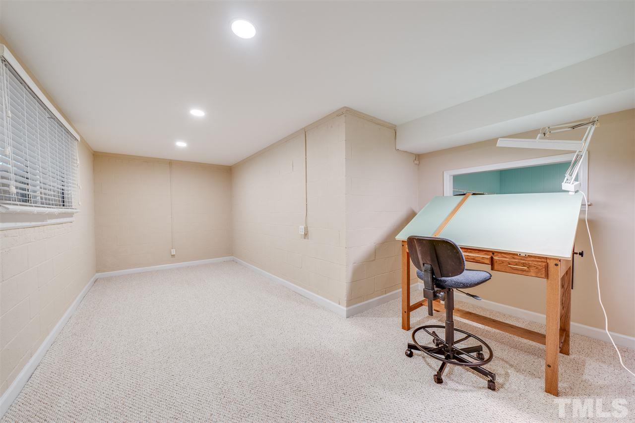 1304 Currituck Drive Raleigh, NC 27609 - Photo 22 of 30