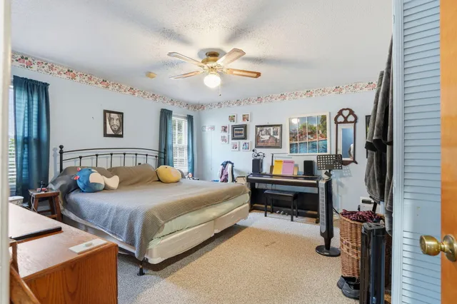 $305,000 | 210 Pointer Drive, Summerville, SC 29485