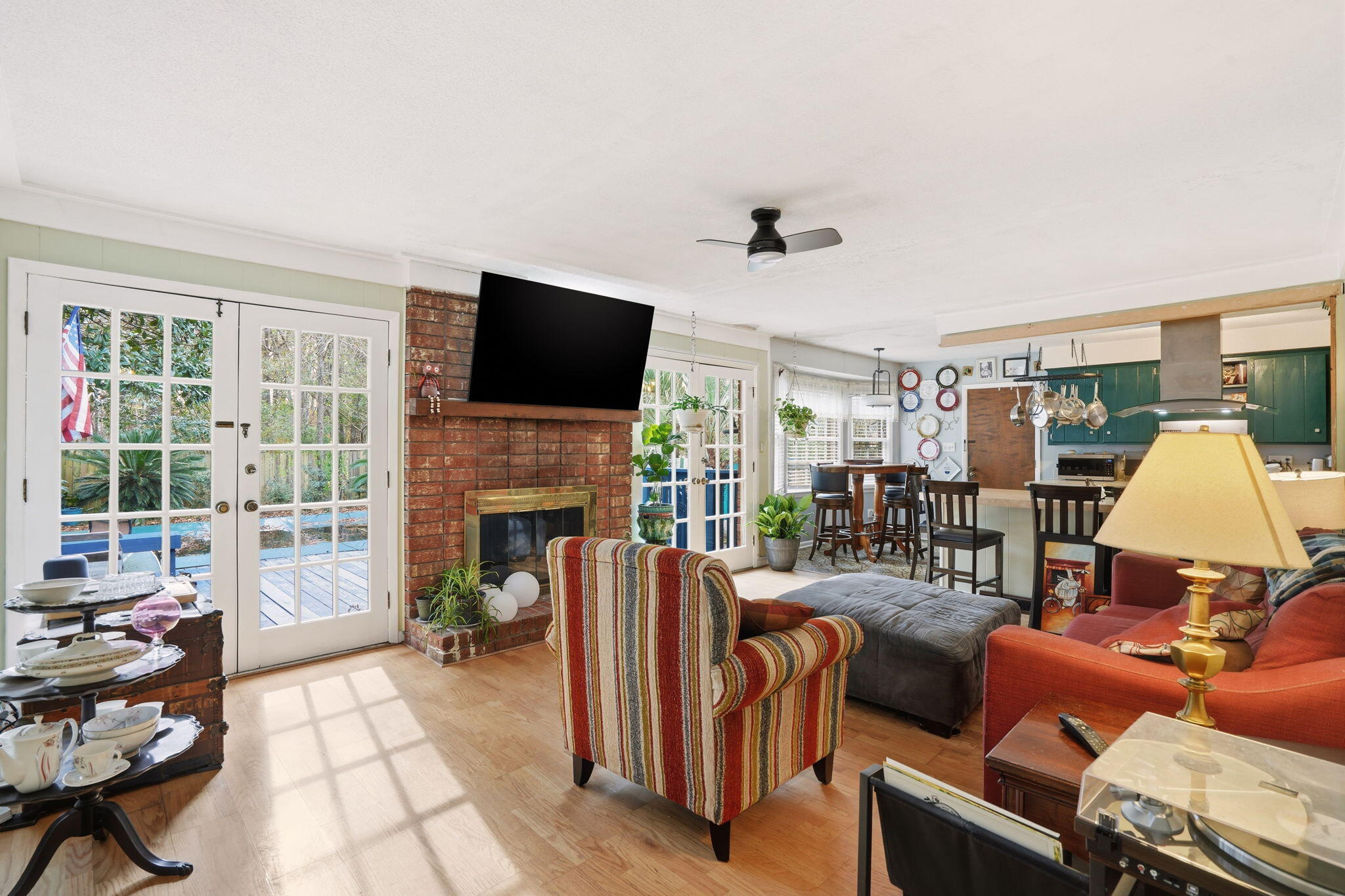 210 Pointer Drive Summerville, SC 29485 - Photo 4 of 26 8-web-or-mls-005_DSC09896_1