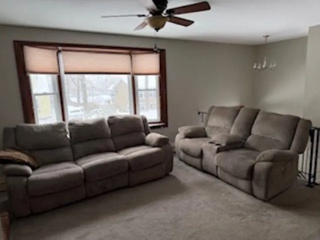 $475,000 | 415 Pickering Street, Manchester, NH 03104