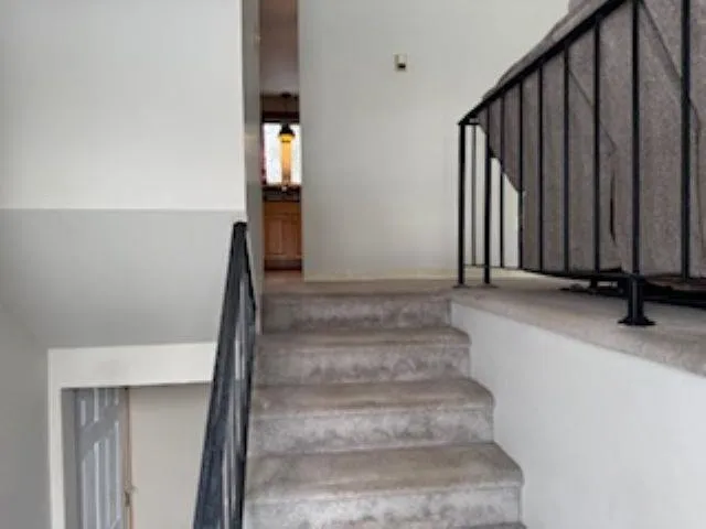 $475,000 | 415 Pickering Street, Manchester, NH 03104