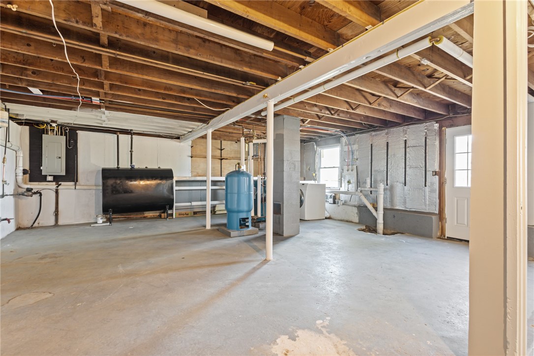 689 Knotty Oak Road Coventry, RI 02816 - Photo 22 of 29