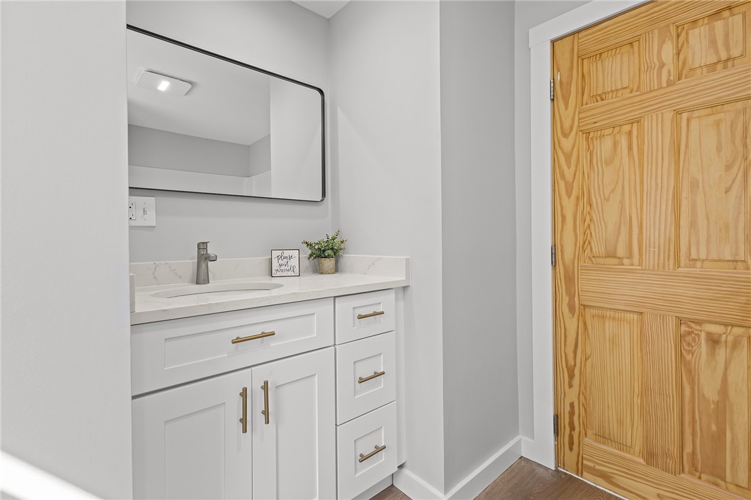 689 Knotty Oak Road Coventry, RI 02816 - Photo 8 of 29