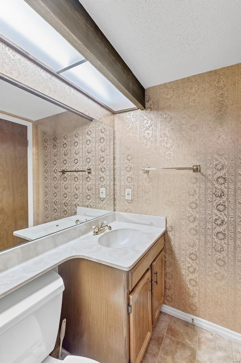 1377 Hampton Road St. Charles, MO 63303 - Photo 14 of 30 Gallery Image 14