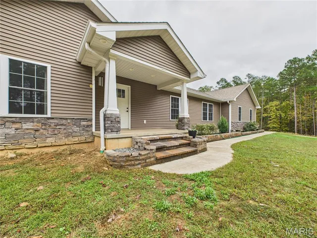 $542,500 | 139 County Road 425, Poplar Bluff, MO 63901