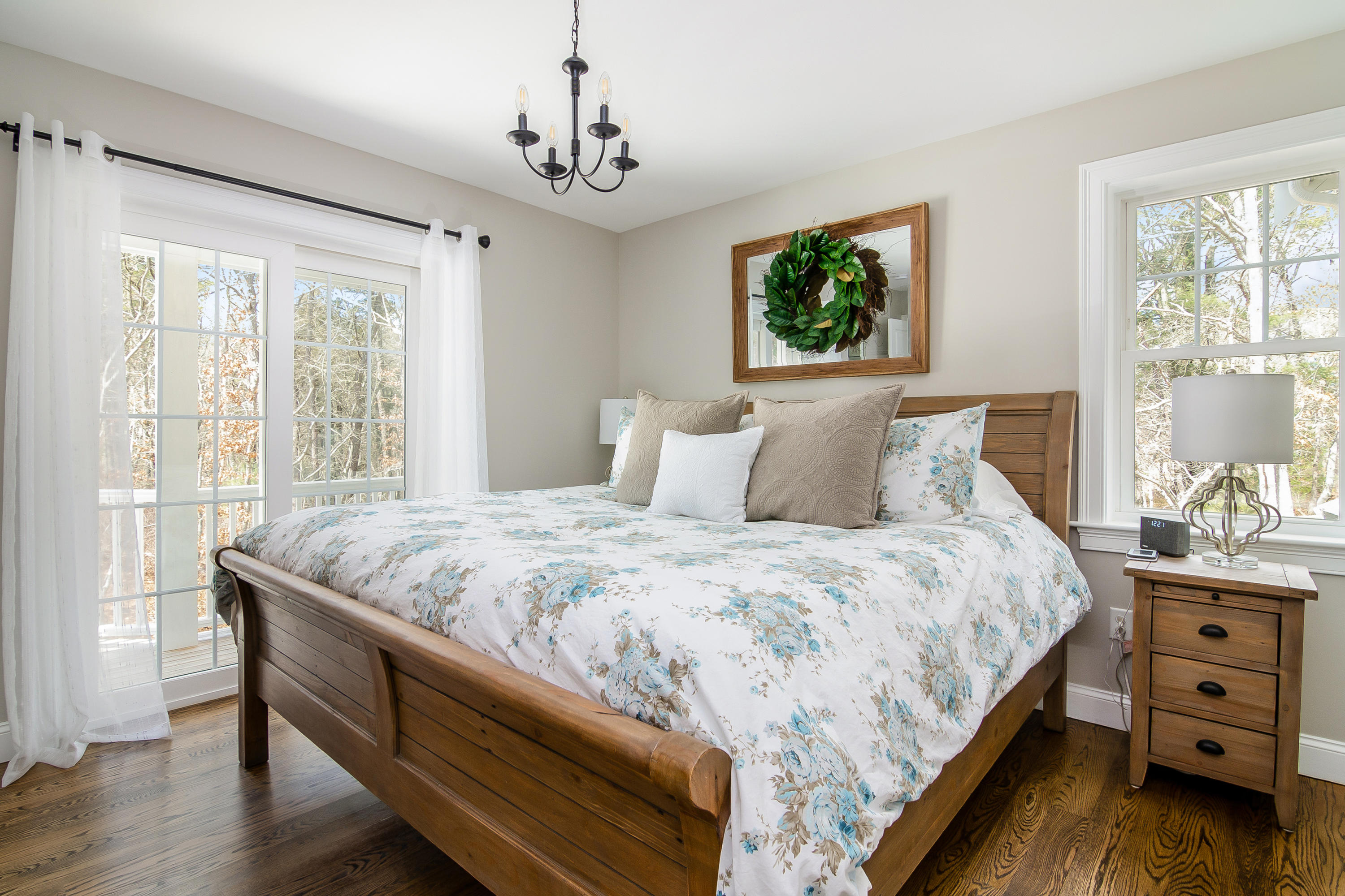 555 Old Mill Road Osterville, MA 02655 - Photo 12 of 33 017-photo-master-bedroom-6871134