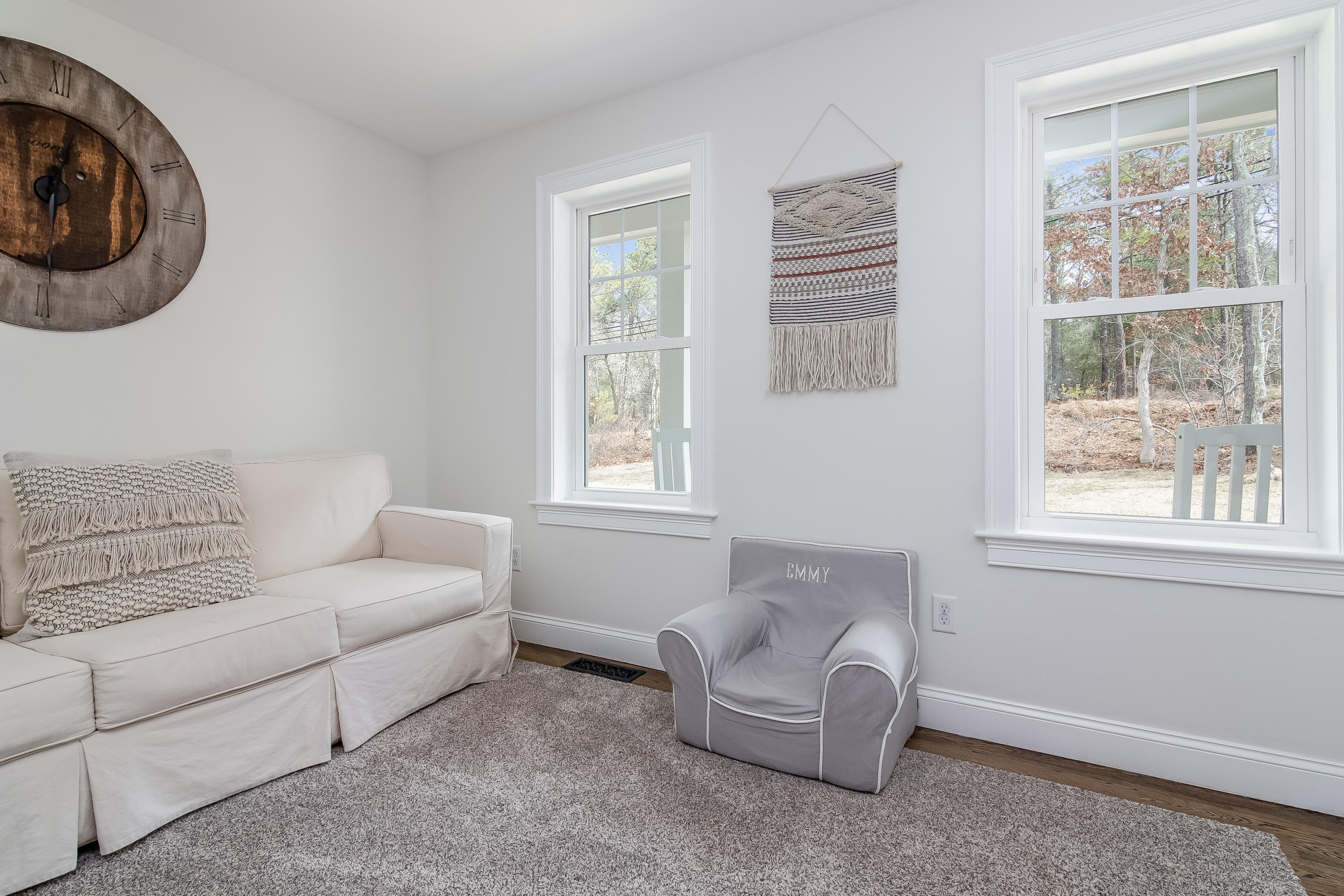 555 Old Mill Road Osterville, MA 02655 - Photo 19 of 33 015-photo-sitting-room-6868826