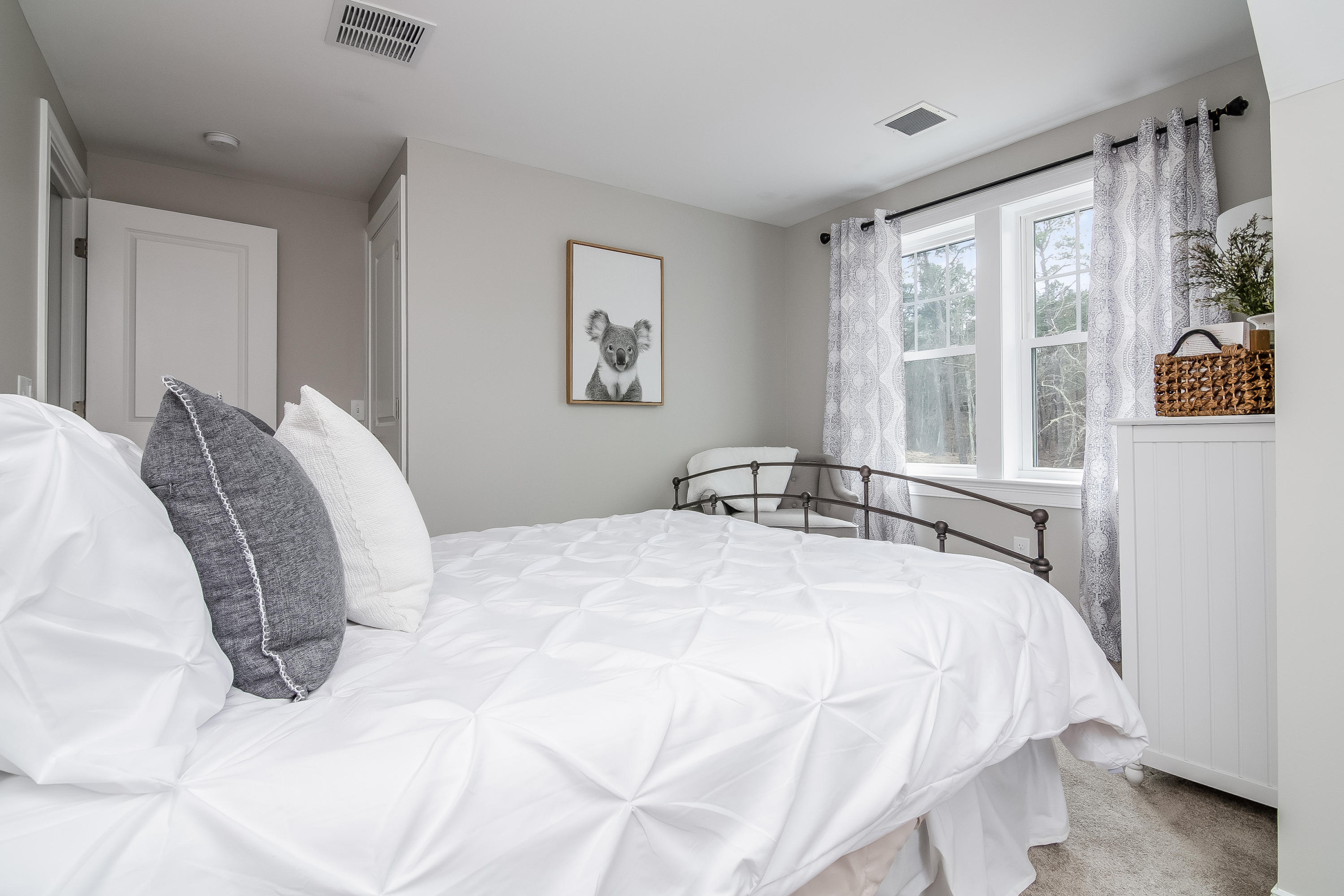 555 Old Mill Road Osterville, MA 02655 - Photo 22 of 33 022-photo-bedroom-6868829
