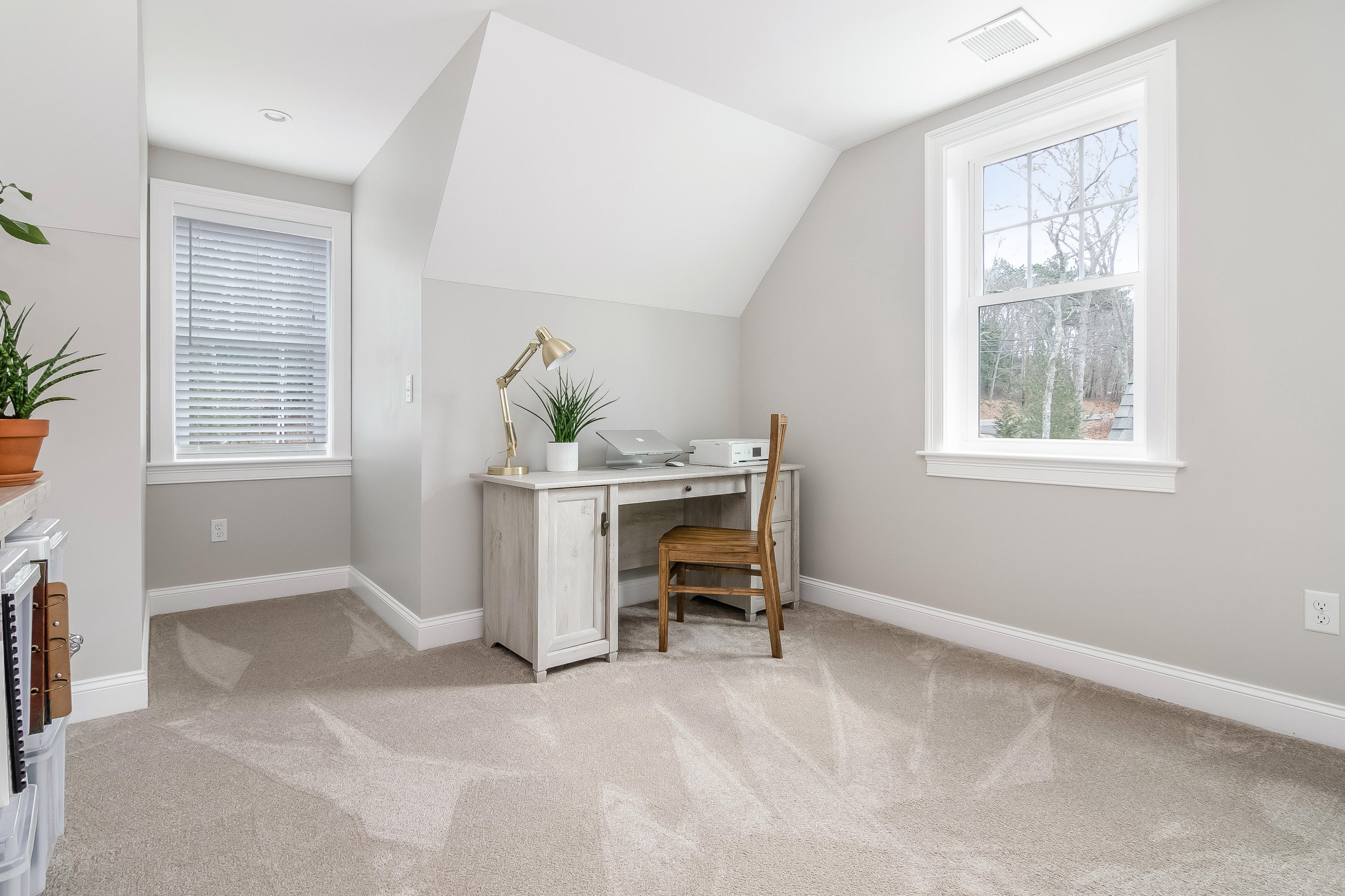 555 Old Mill Road Osterville, MA 02655 - Photo 24 of 33 021-photo-bedroom-6868830