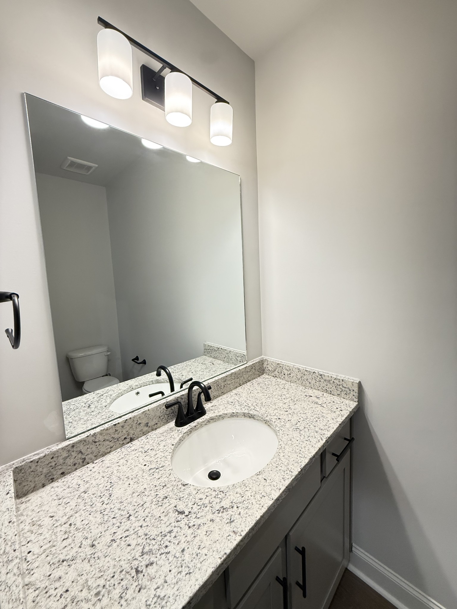532 Rohan Drive Murfreesboro, TN 37129 - Photo 4 of 28 Gallery Image 4