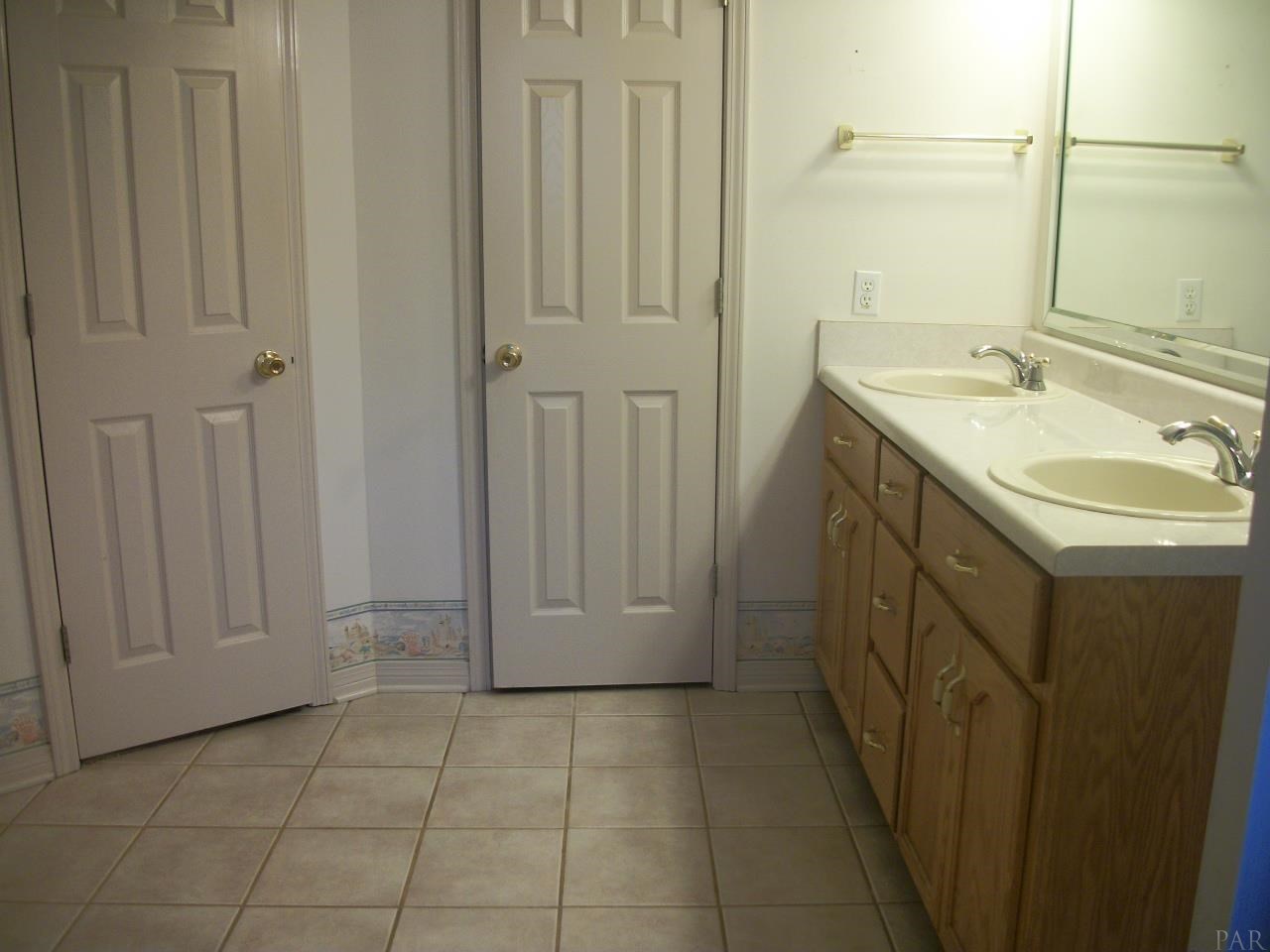 5345 Morgan Ridge Drive Milton, FL 32570 - Photo 17 of 28 Gallery Image 17