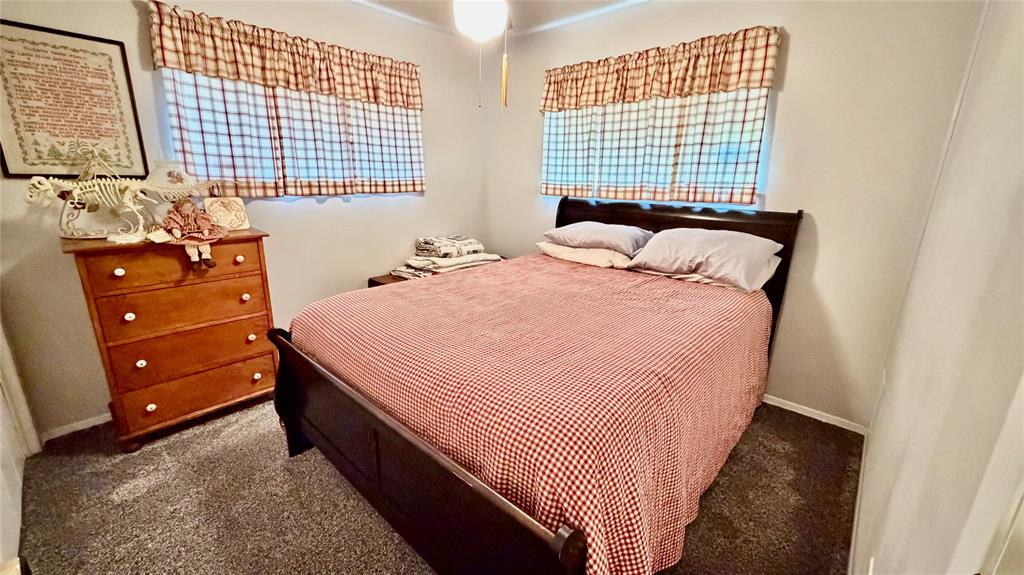 309 Glen Oaks Road Bonham, TX 75418 - Photo 8 of 23