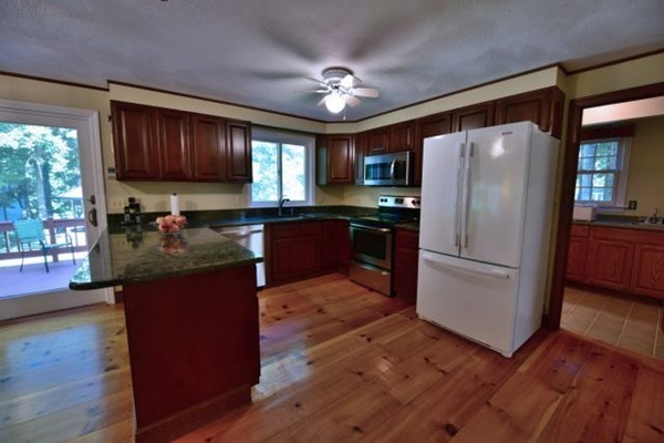 400 Sharpners Pond Road North Andover, MA 01845 - Photo 8 of 30 Gallery Image 8