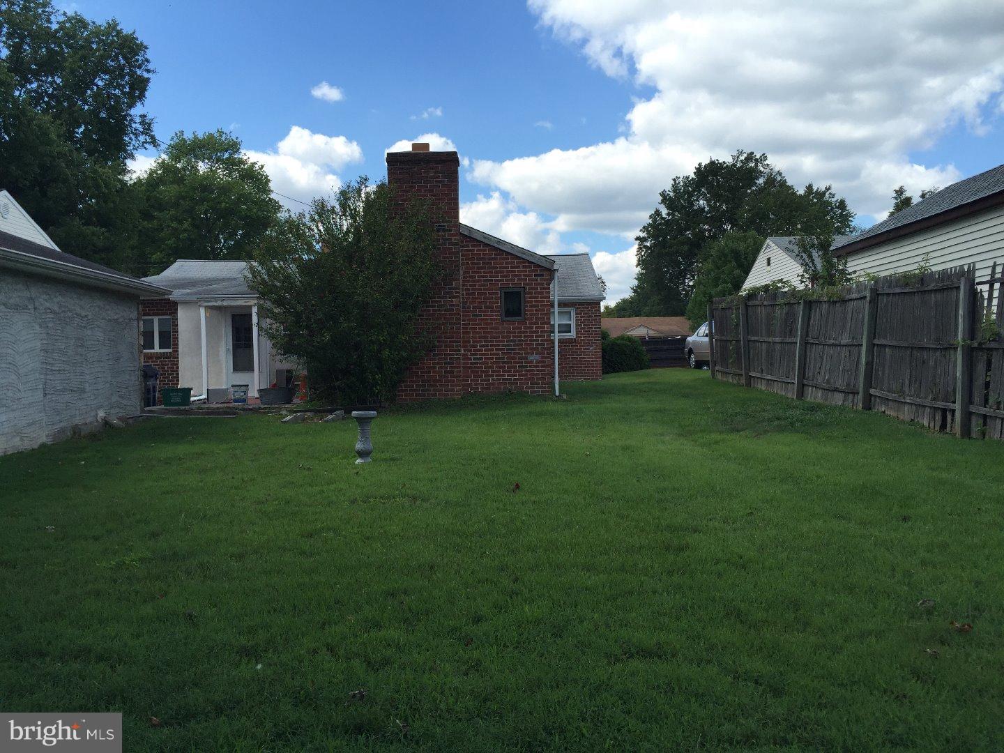 1219 Thomson Road Roslyn, PA 19001 - Photo 1 of 2 Gallery Image 1