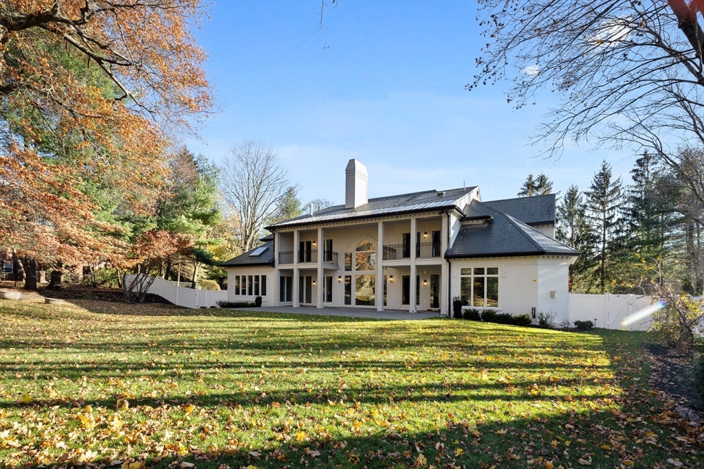 335 Heath Street Brookline, MA 02467 - Photo 38 of 38 a front view of a house with a garden