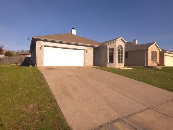 $1,820 | 6405 Freshwater Lane, Fort Worth, TX 76179