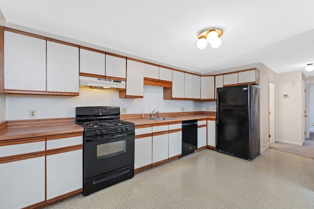 125 Chapin Road, Unit 2B Hudson, MA 01749 - Photo 4 of 29 Gallery Image 4