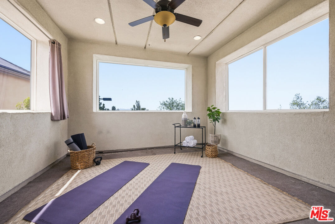 3447 Sentinel Court Simi Valley, CA 93065 - Photo 14 of 19 a workspace with furniture and window