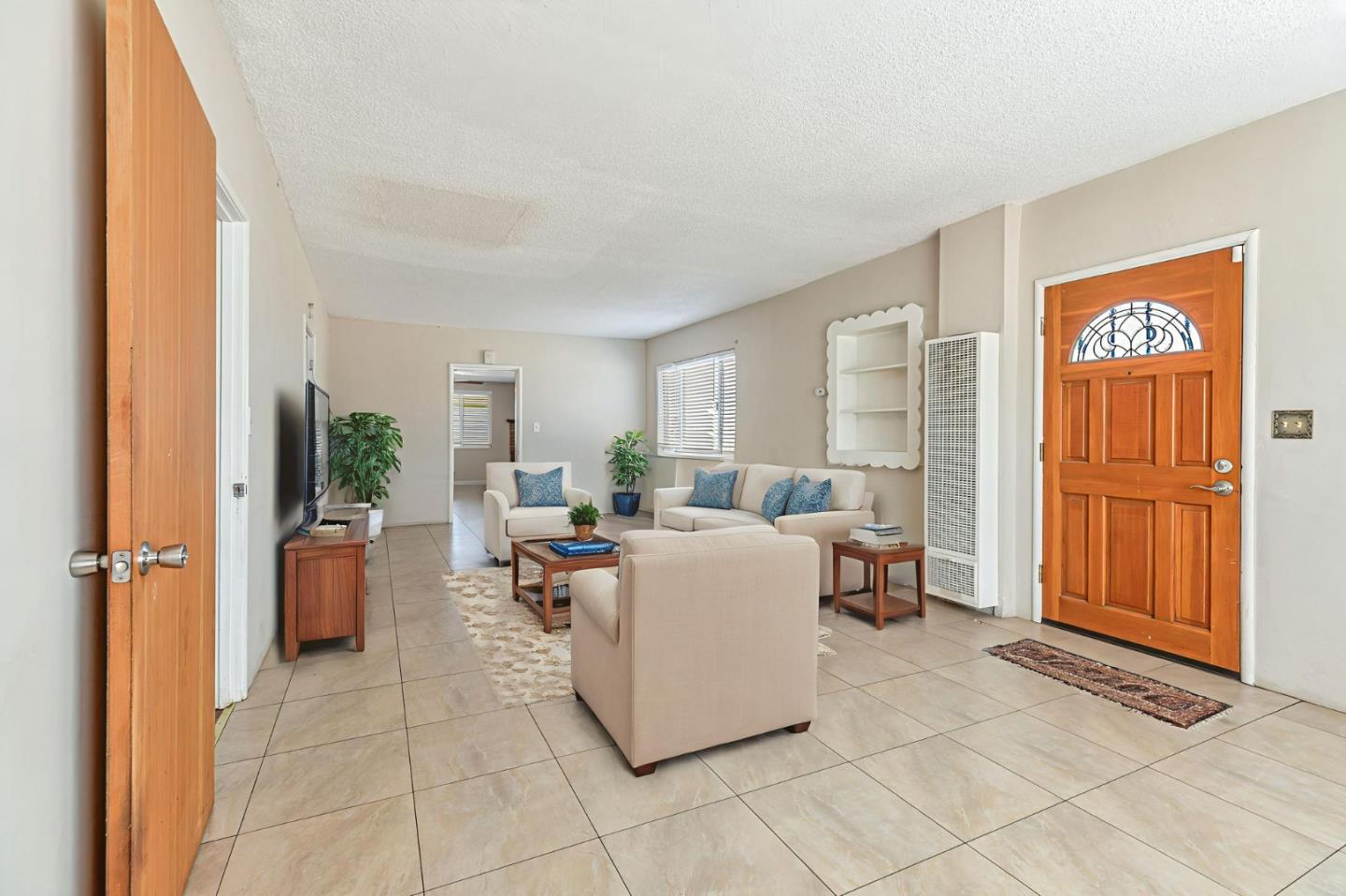 2718 Ferguson Road Gilroy, CA 95020 - Photo 7 of 90