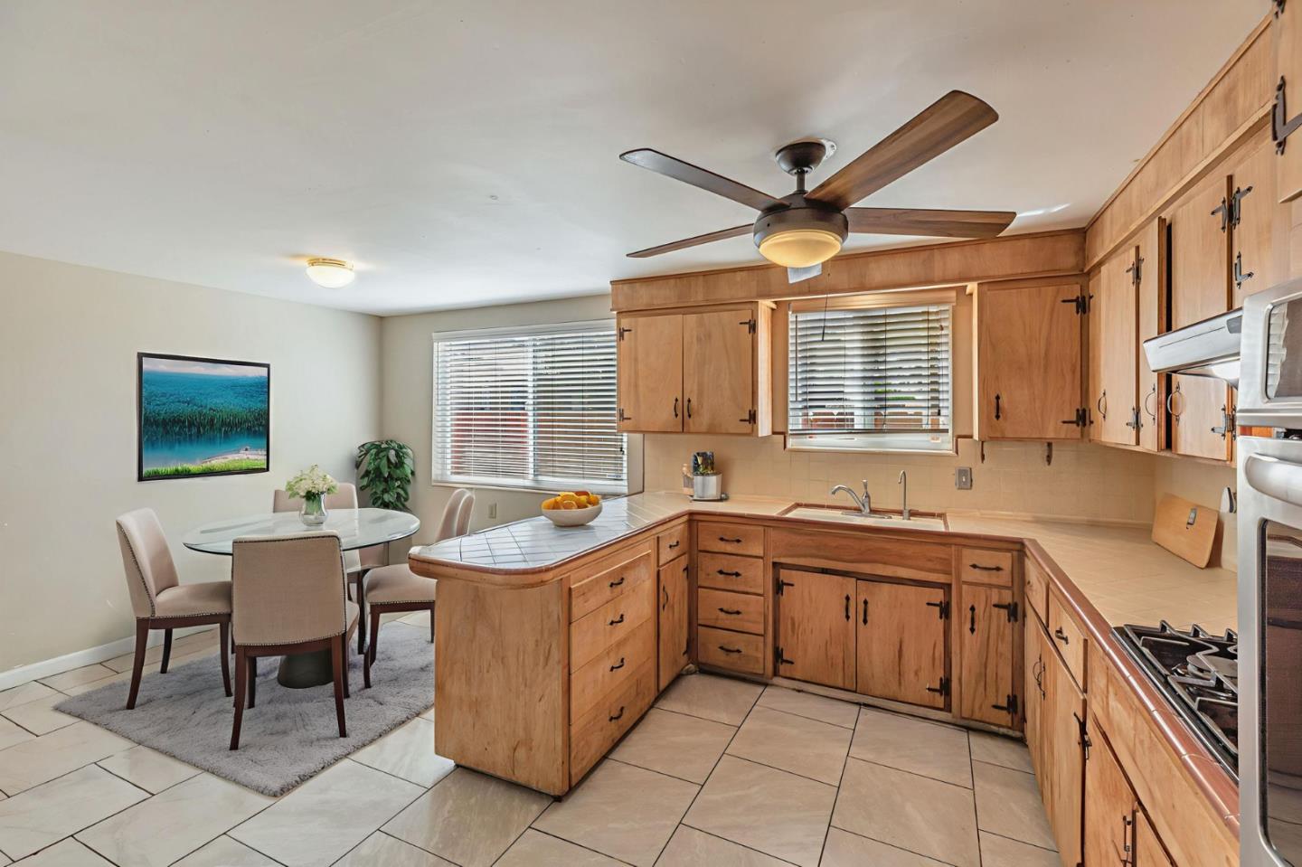 2718 Ferguson Road Gilroy, CA 95020 - Photo 9 of 90