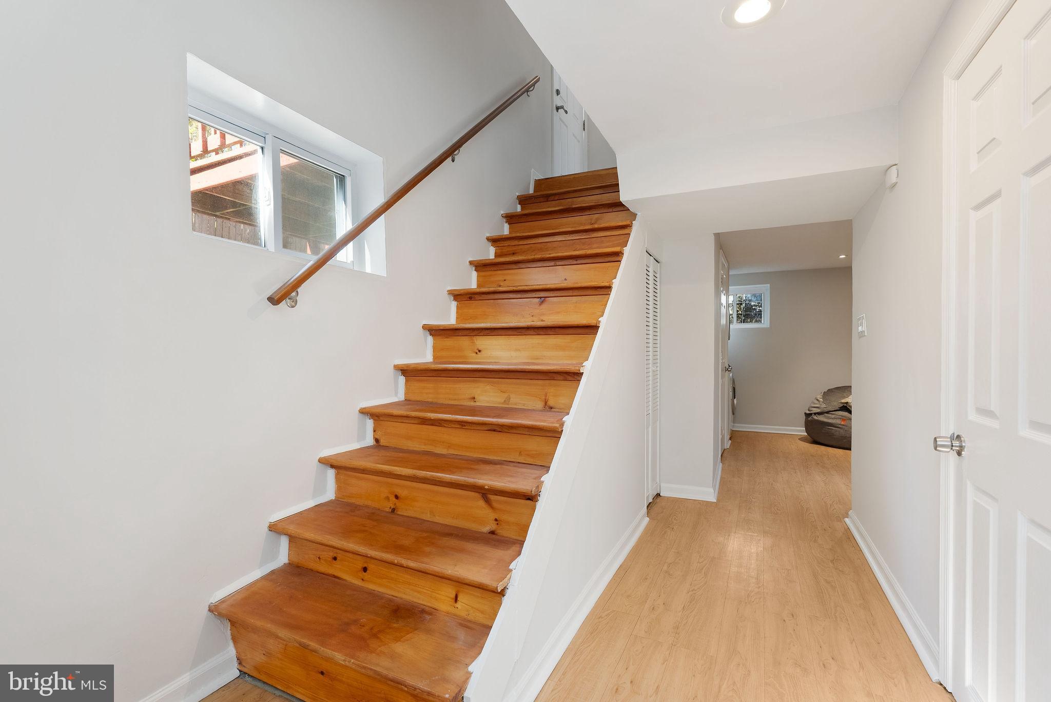 2600 Arcola Avenue Silver Spring, MD 20902 - Photo 19 of 39 a view of entryway