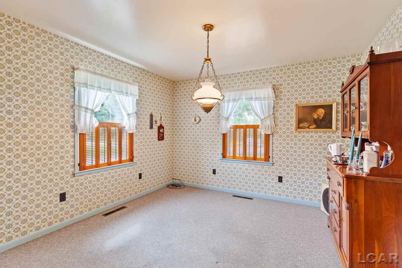 2088 West Cadmus Road Adrian, MI 49221 - Photo 18 of 38 50015031-17.JPG