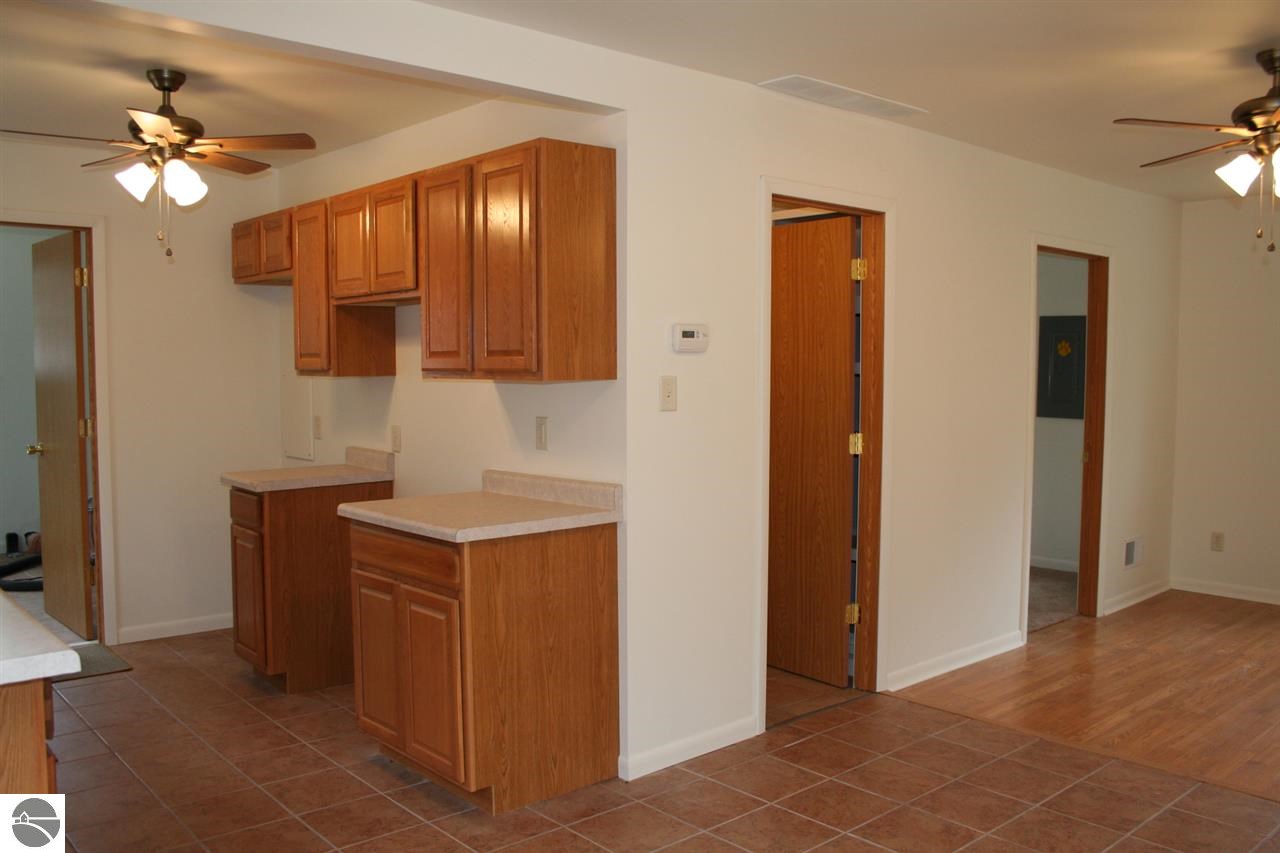 5540 Cook Road Benzonia, MI 49616 - Photo 18 of 37 1783149-17.JPG