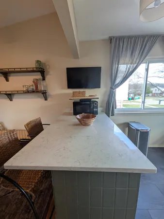 $279,000 | 18298 Alvaro Avenue, Riverview, MI 48193