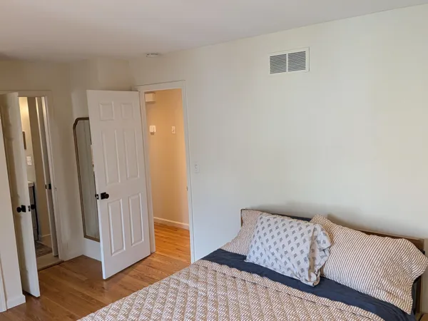 $279,000 | 18298 Alvaro Avenue, Riverview, MI 48193