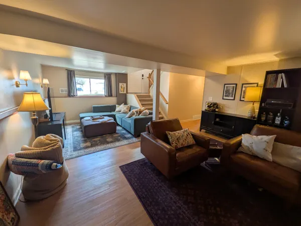 $279,000 | 18298 Alvaro Avenue, Riverview, MI 48193