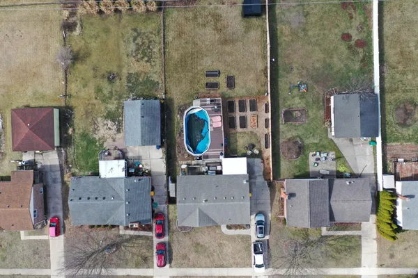 $279,000 | 18298 Alvaro Avenue, Riverview, MI 48193