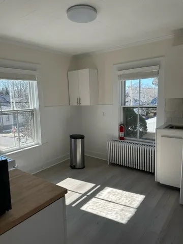 $2,000 | 30 Channing Street, Unit 3, Newport, RI 02840