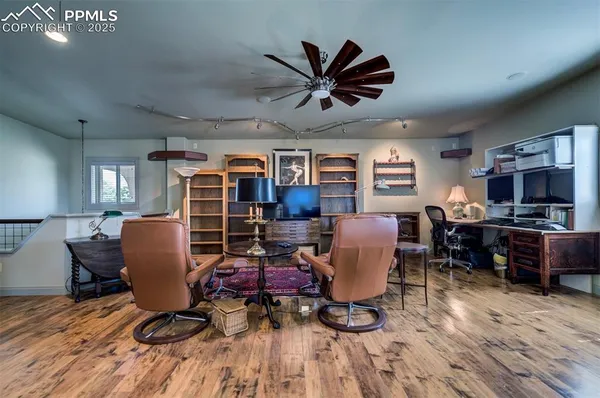 $449,500 | 105 Aberdeen Bluffs, Pueblo, CO 81004