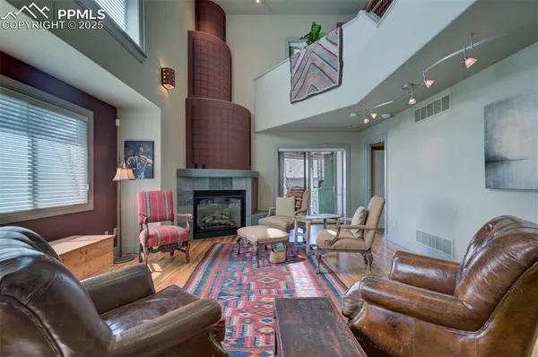 $449,500 | 105 Aberdeen Bluffs, Pueblo, CO 81004