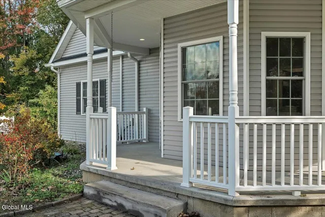 $825,000 | 116 Elm Avenue, Bethlehem, NY 12054