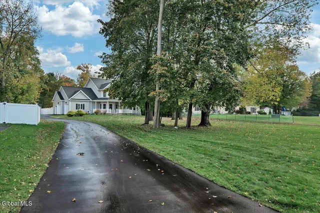 $825,000 | 116 Elm Avenue, Bethlehem, NY 12054