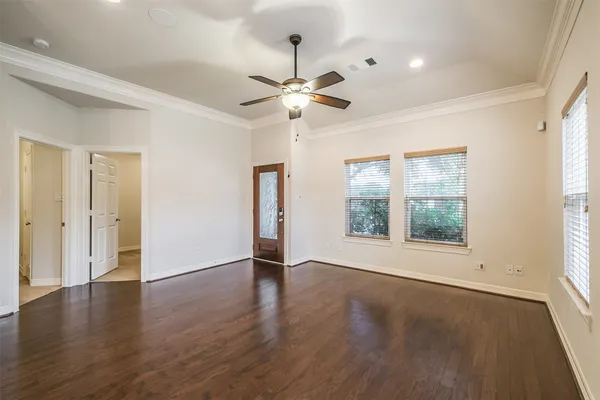 $1,950 | 3521 Clearview Circle, Houston, TX 77025