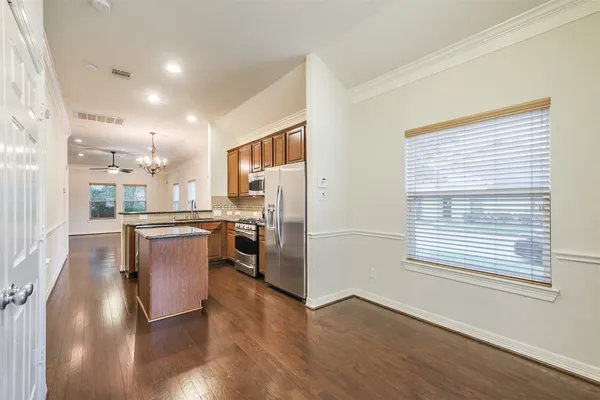$1,950 | 3521 Clearview Circle, Houston, TX 77025