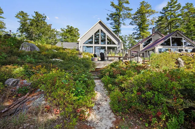 $1,350,000 | 10 Gallinari Way, Bridgton, ME 04009