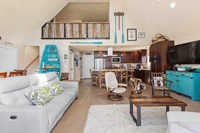 $1,350,000 | 10 Gallinari Way, Bridgton, ME 04009