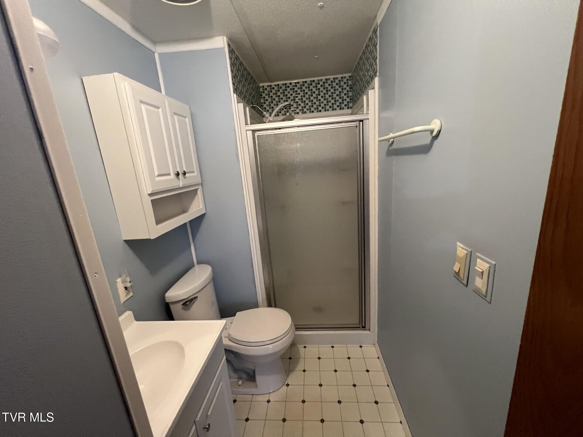 7049 DC Caney Ridge Road Coeburn, VA 24230 - Photo 28 of 35 Bath 2