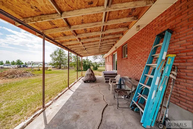 $450,000 | 21 South 600 West, Blackfoot, ID 83221