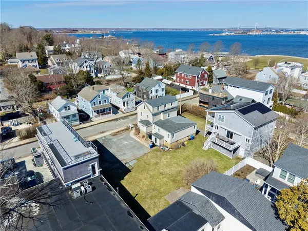 $1,395,000 | 32 Houston Avenue, Newport, RI 02840