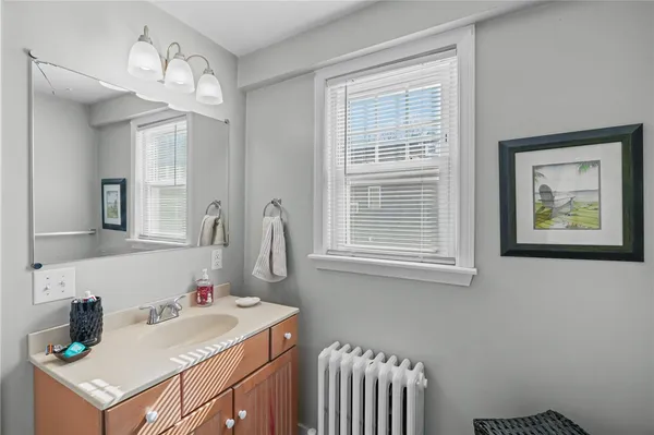 $1,395,000 | 32 Houston Avenue, Newport, RI 02840