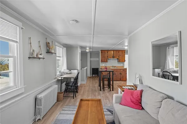 $1,395,000 | 32 Houston Avenue, Newport, RI 02840