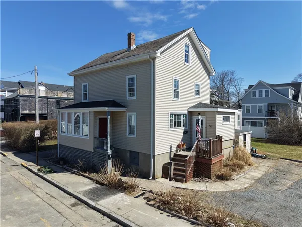 $1,395,000 | 32 Houston Avenue, Newport, RI 02840