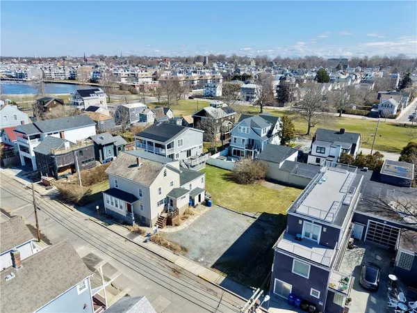 $1,395,000 | 32 Houston Avenue, Newport, RI 02840