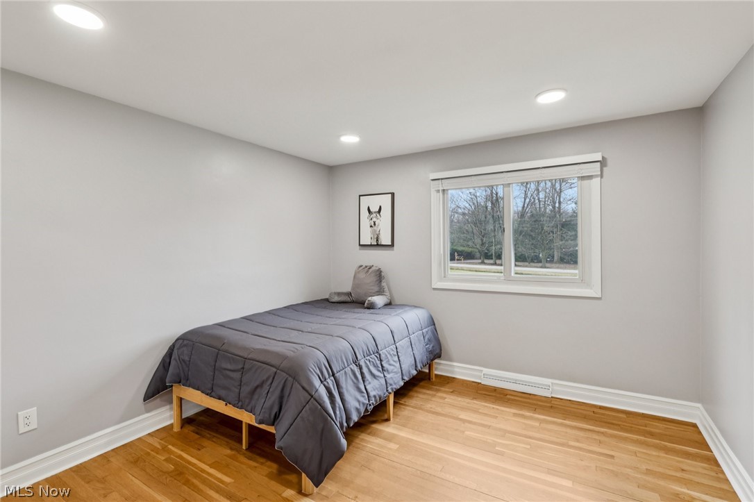 8354 Cloveridge Road Chagrin Falls, OH 44022 - Photo 24 of 47